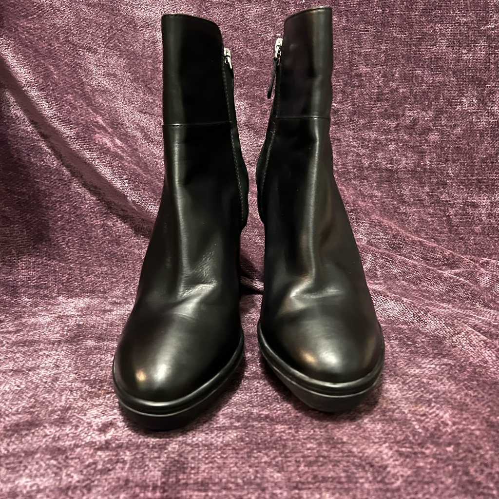 Tod’s Women Leather And Suede Ankle Boots